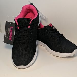 Bobbie Brooks Ladies Shoe 7, New